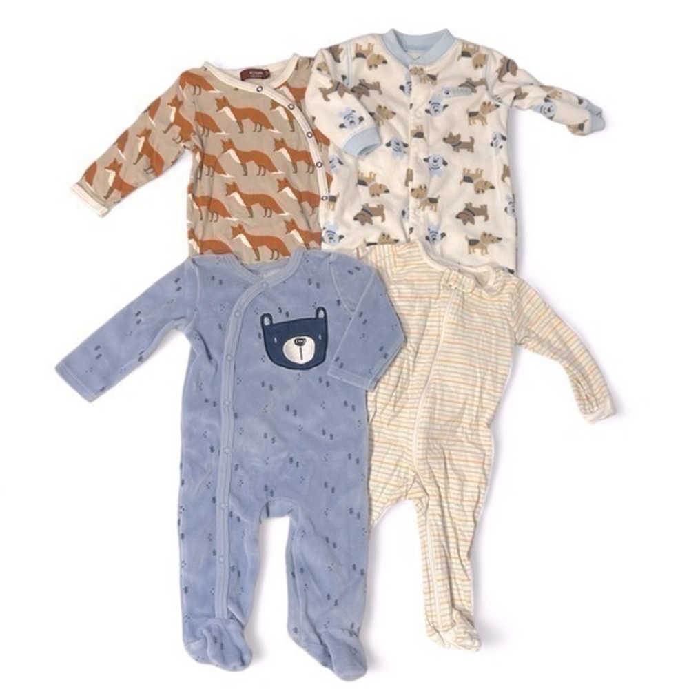 Infant footies size 3-6 months